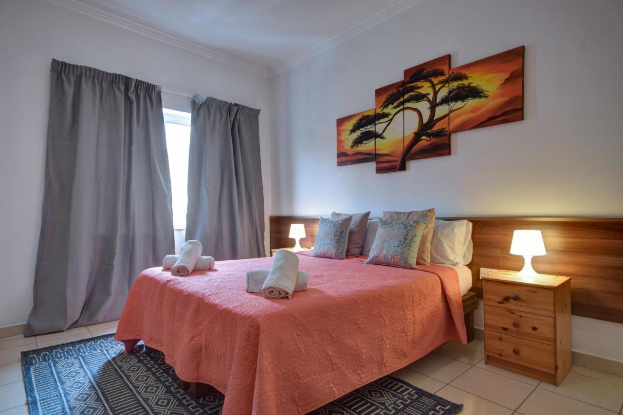 Morina Court - St Julians Seaside Bliss Apartments And Penthouse By Shortletsmalta Saint Julian's Екстериор снимка